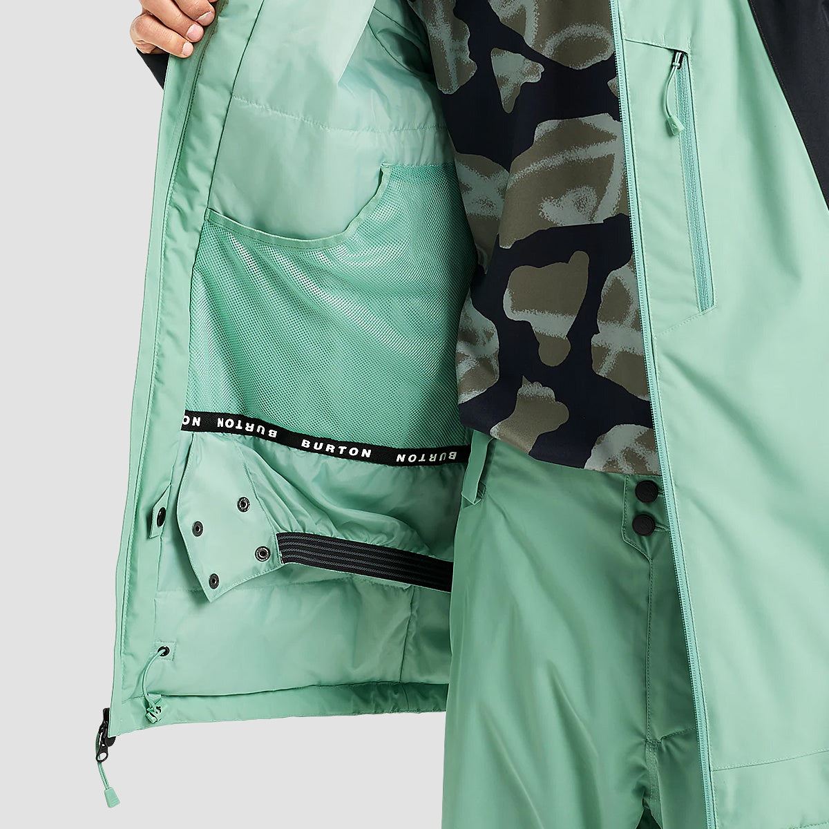 Burton Reserve 2L Insulated Snow Jacket Soft Sage/True Black