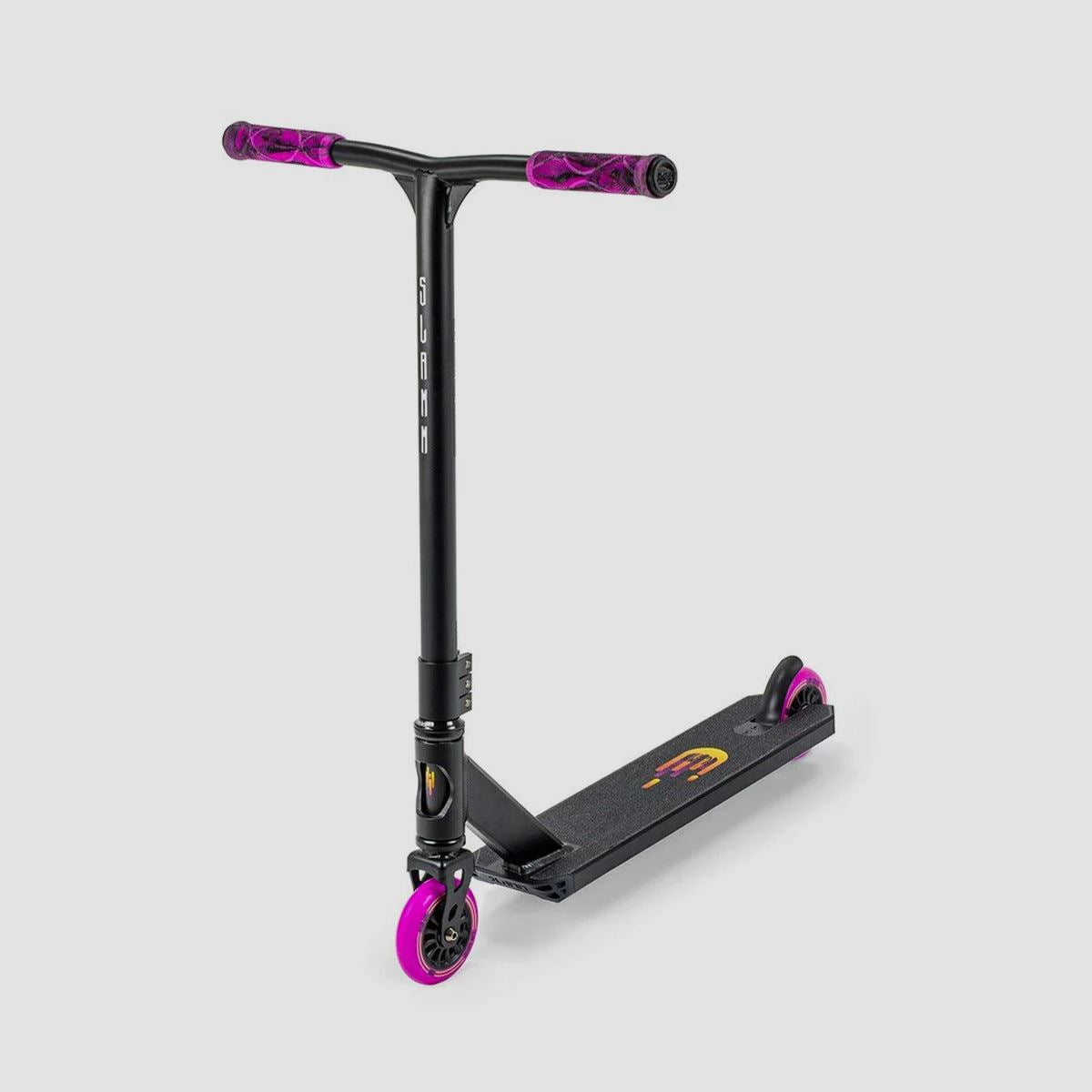 Slamm Tantrum V9 Scooter Black/Purple