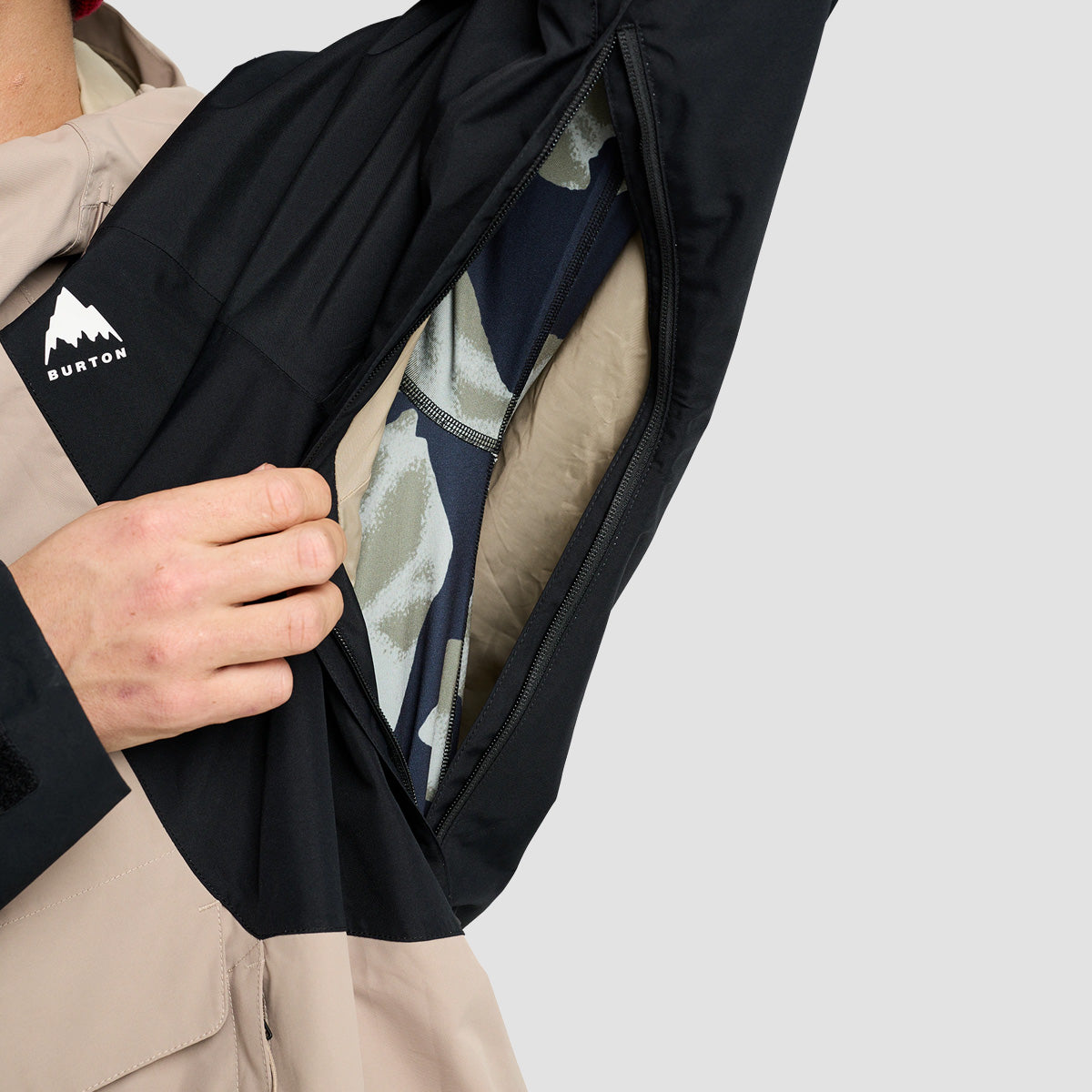 Burton Reserve 2L Relaxed Anorak Snow Jacket Summit Taupe/True Black