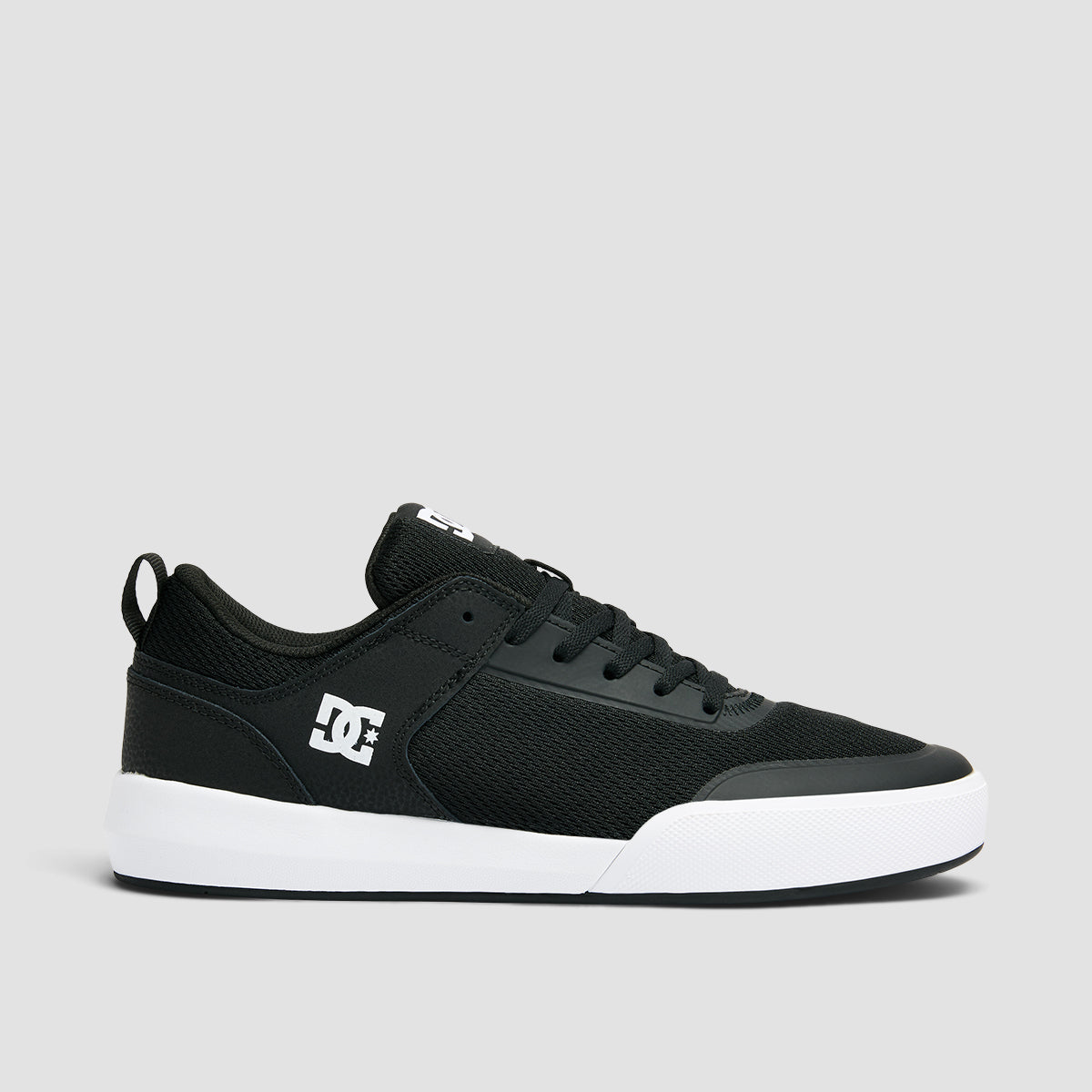 DC Transit Shoes - Black/White