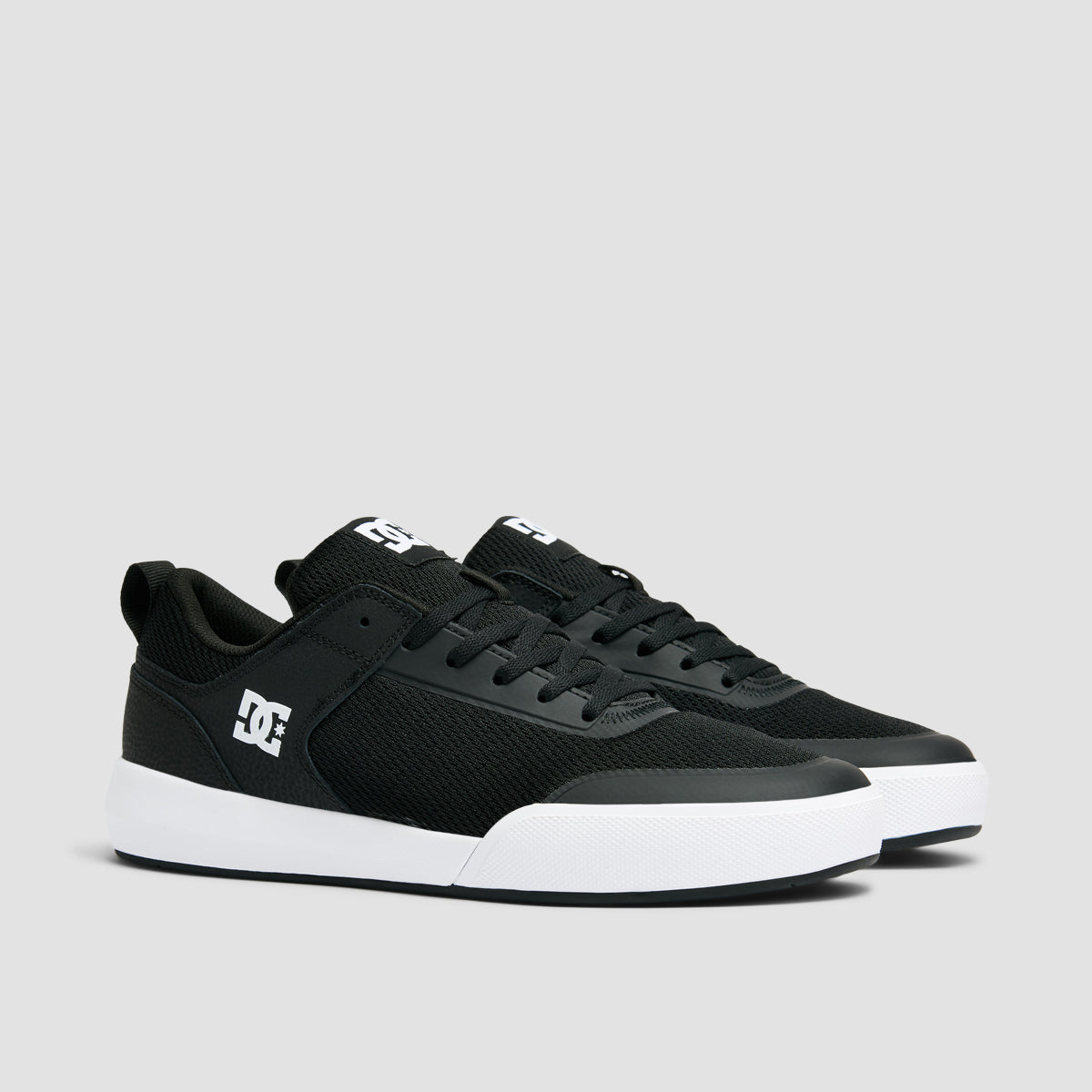 DC Transit Shoes - Black/White