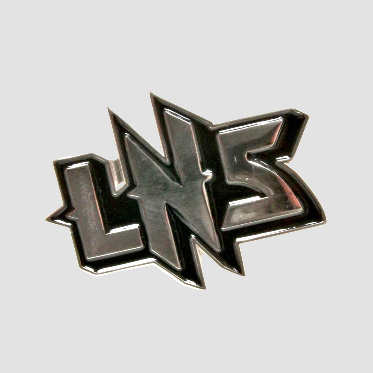 Lovenskate LNS Pin Badge Silver/Black