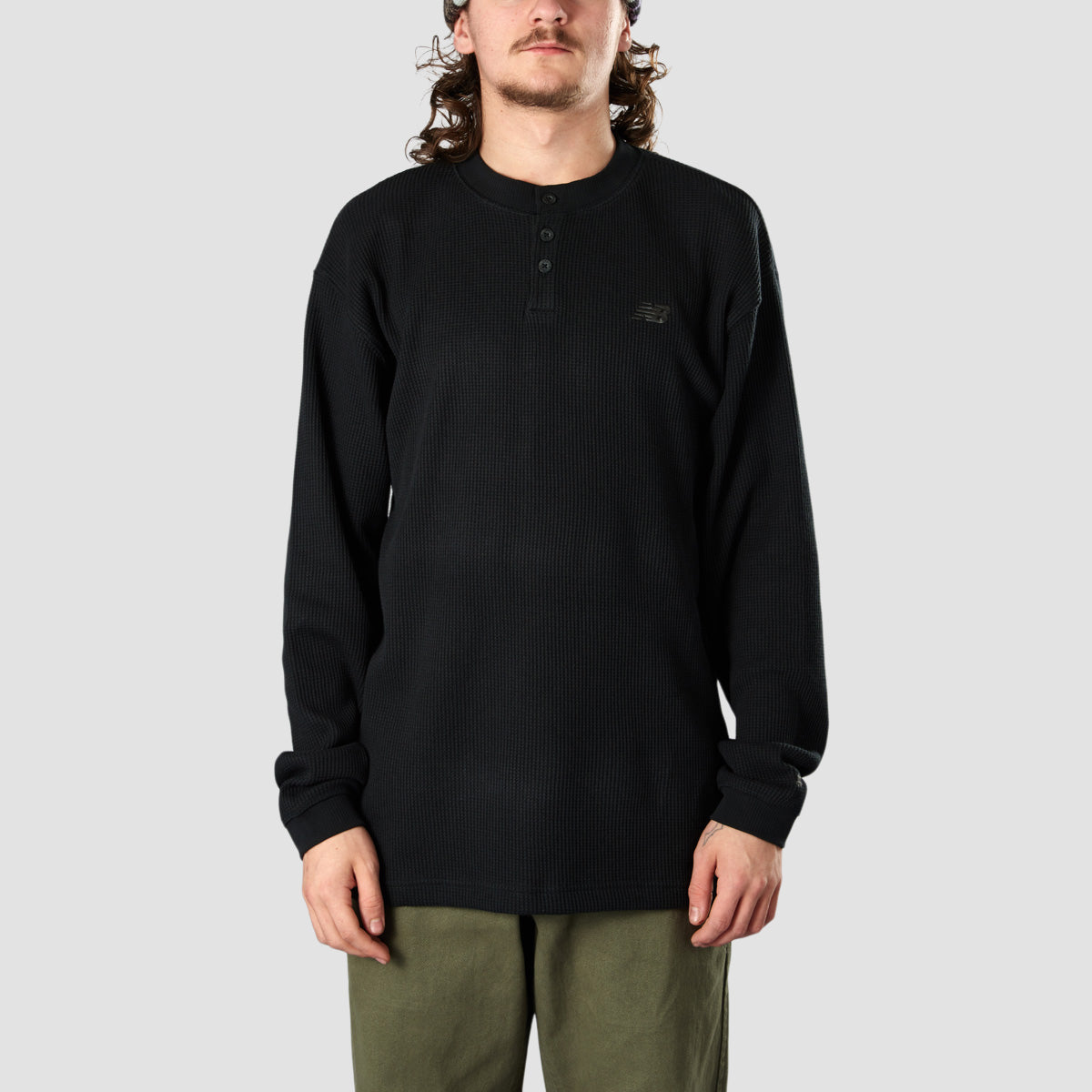 New Balance Waffle Knit Longsleeve Henley T-Shirt Black