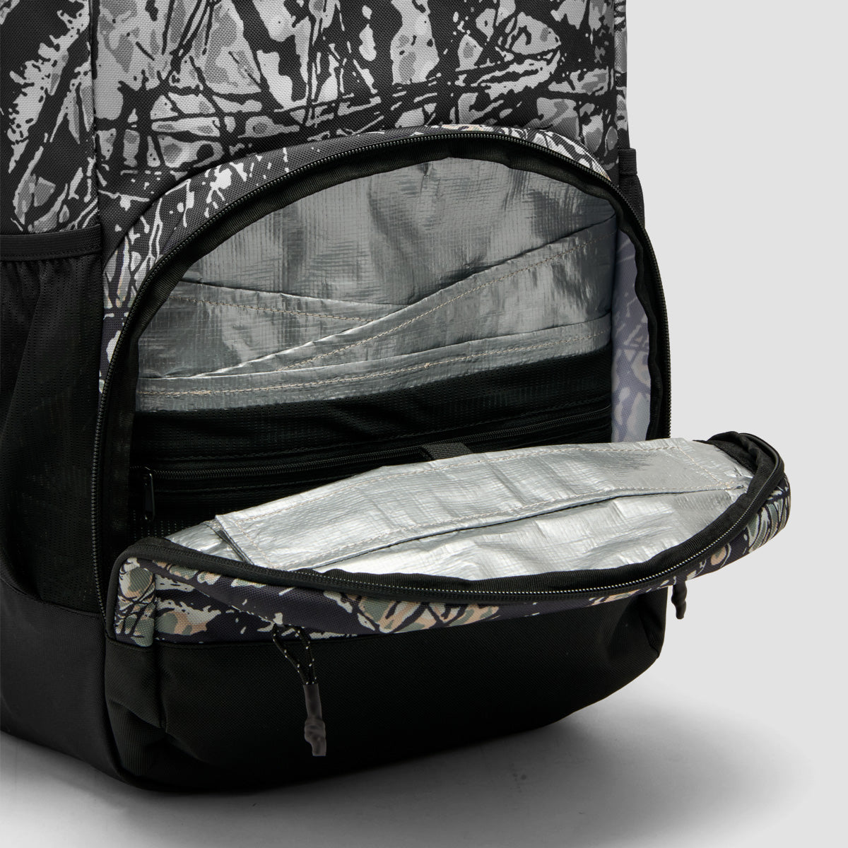 Quiksilver Sea Stash Voyager 30L Surf Backpack Woodland Abstract Sea spray
