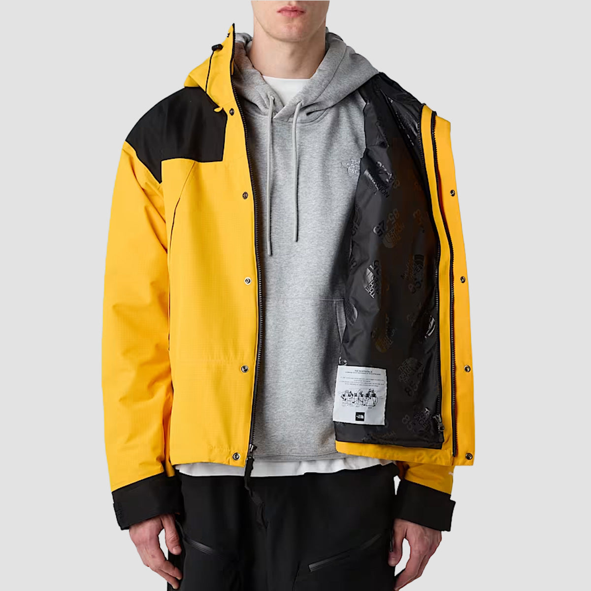 The North Face Dryvent Mono Mountain Jacket Summit Gold/TNF Black