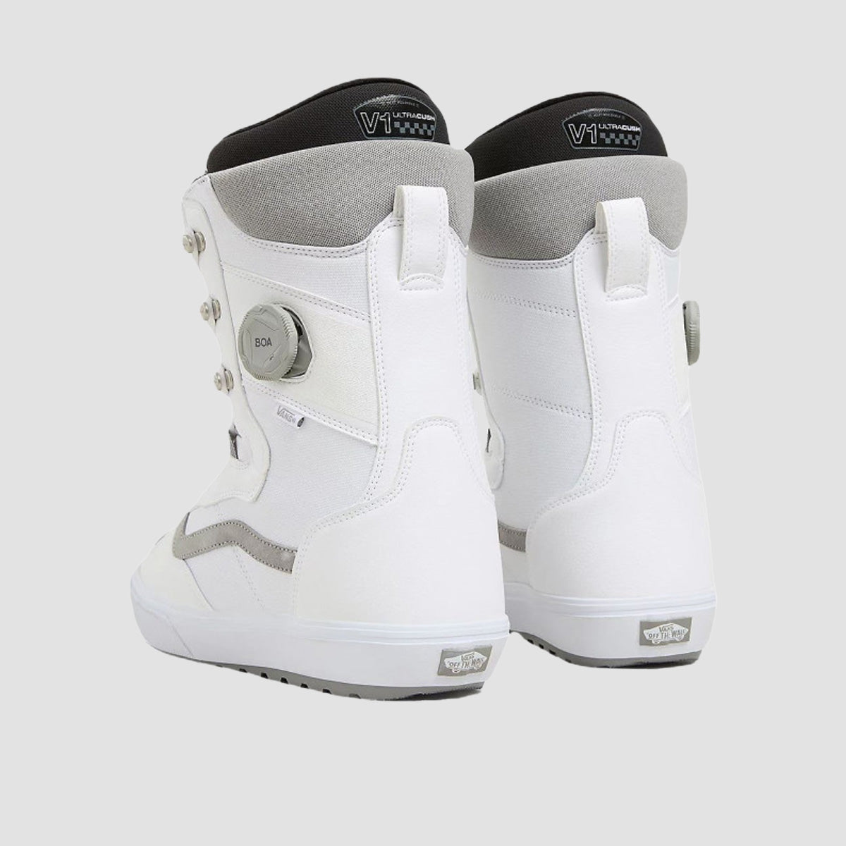 Vans Invado OG Snowboard Boots White/Grey