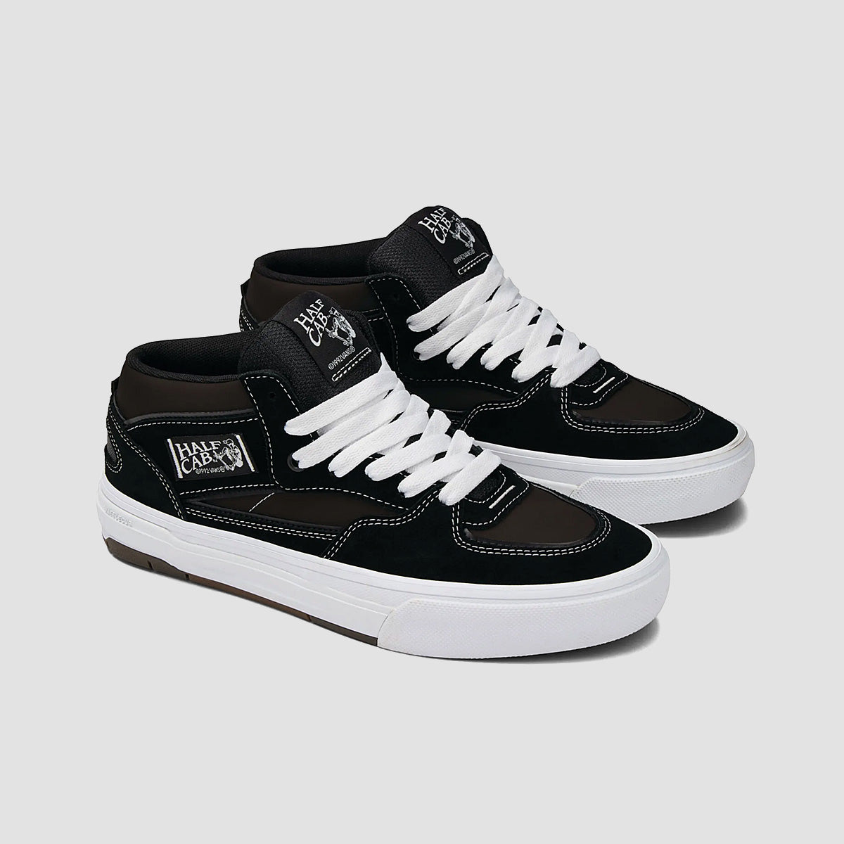 Vans Skate Half Cab Wafflecup Shoes - Black/White
