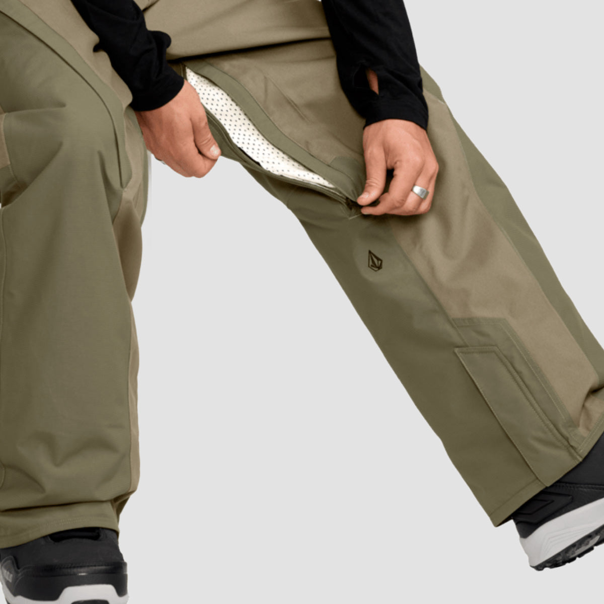 Volcom Kleveland 15K Snow Pants Military