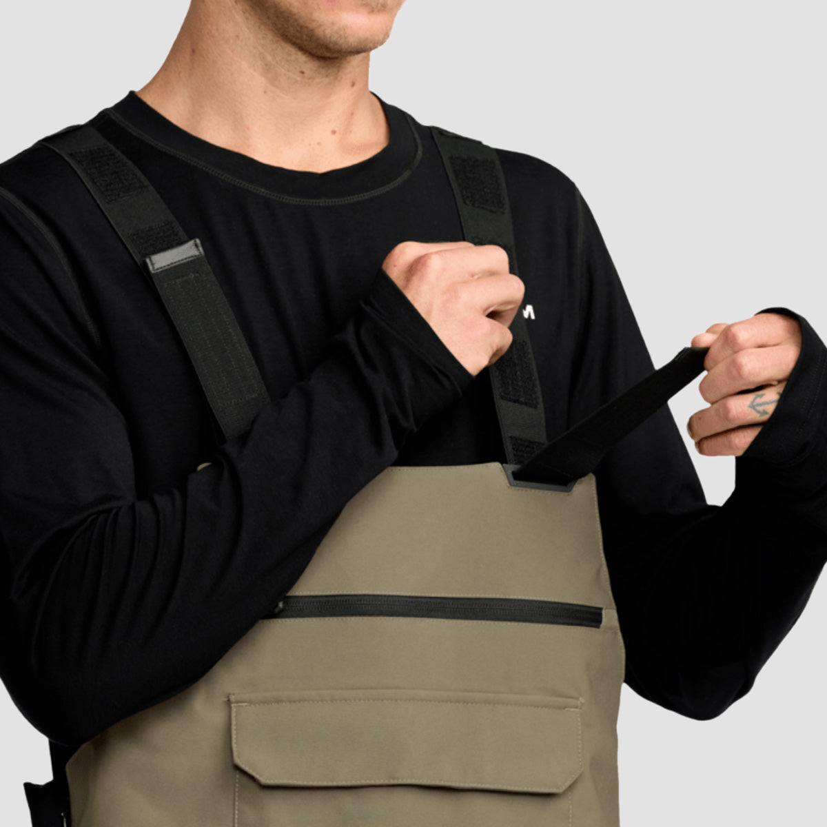 Volcom Roan Bib Overall 15K Snow Pants Military