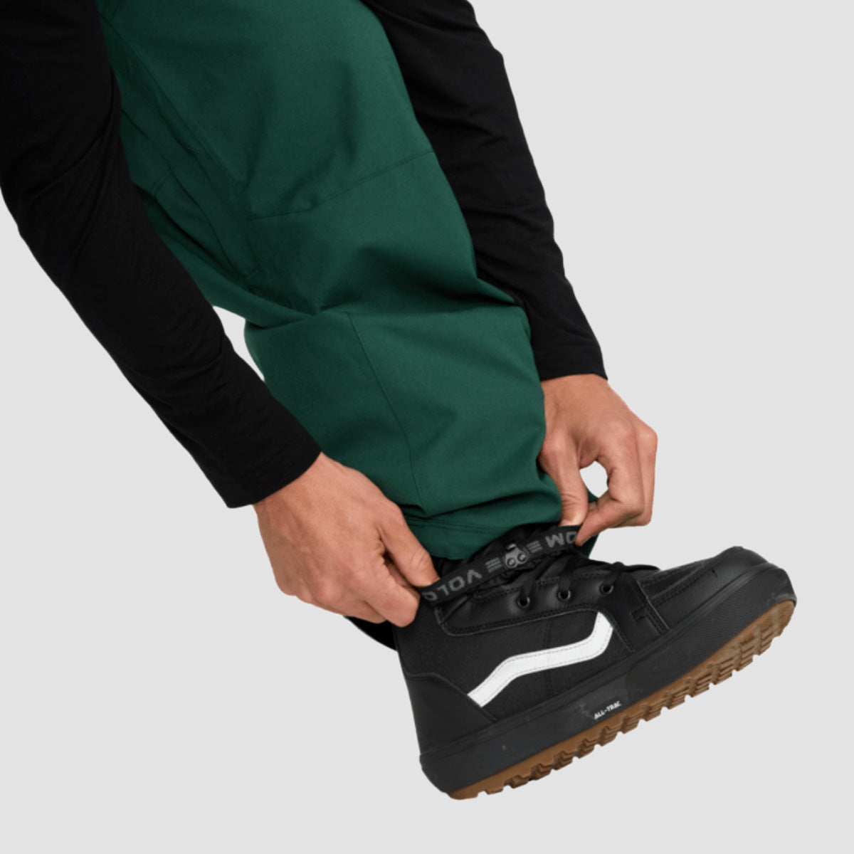Volcom Snow Billow 10K Snow Pants Black Green