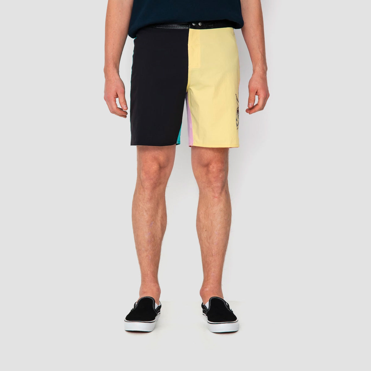 Volcom V Ent Liberators 18" Boardshorts Dawn Yellow