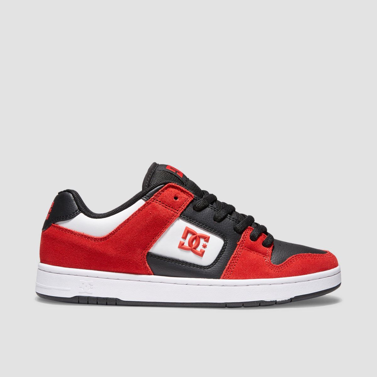 Red best sale dc shoes