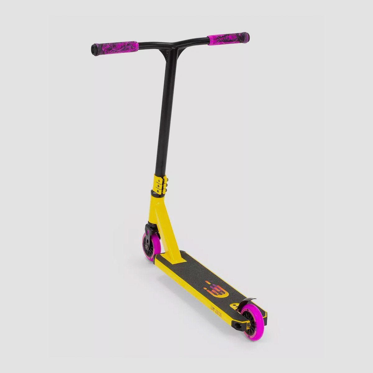 Slamm Tantrum V9 Scooter Yellow