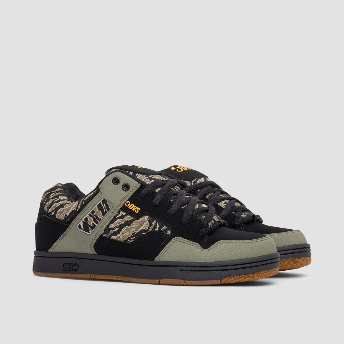 Dvs best sale camo shoes