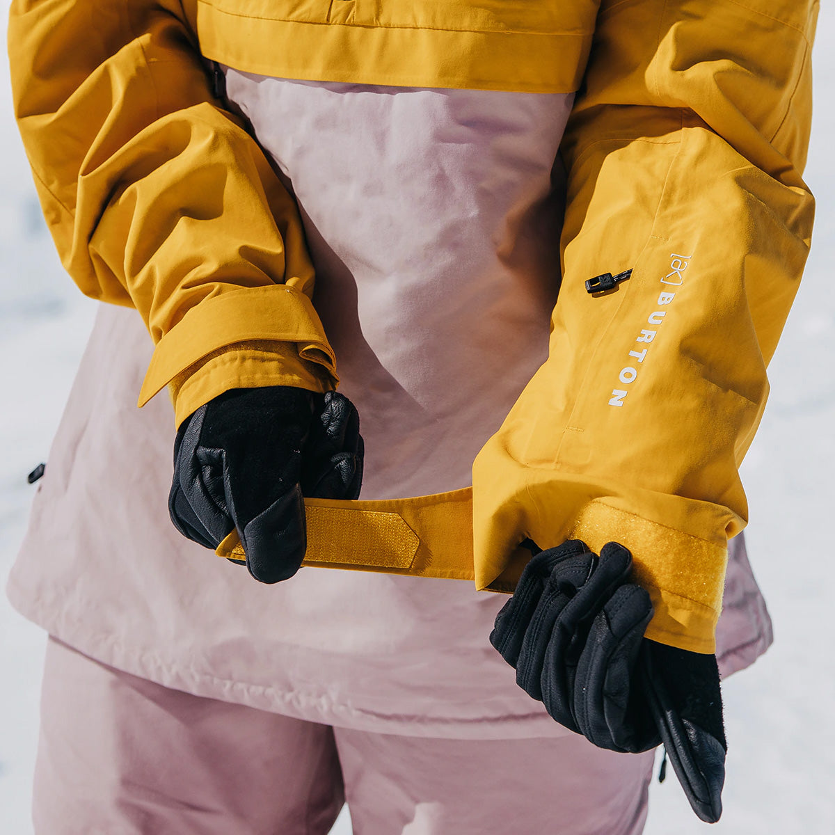Burton [ak] Kimmy GORE-TEX 2L Pullover Snow Jacket Goldenrod/Shadow Pi