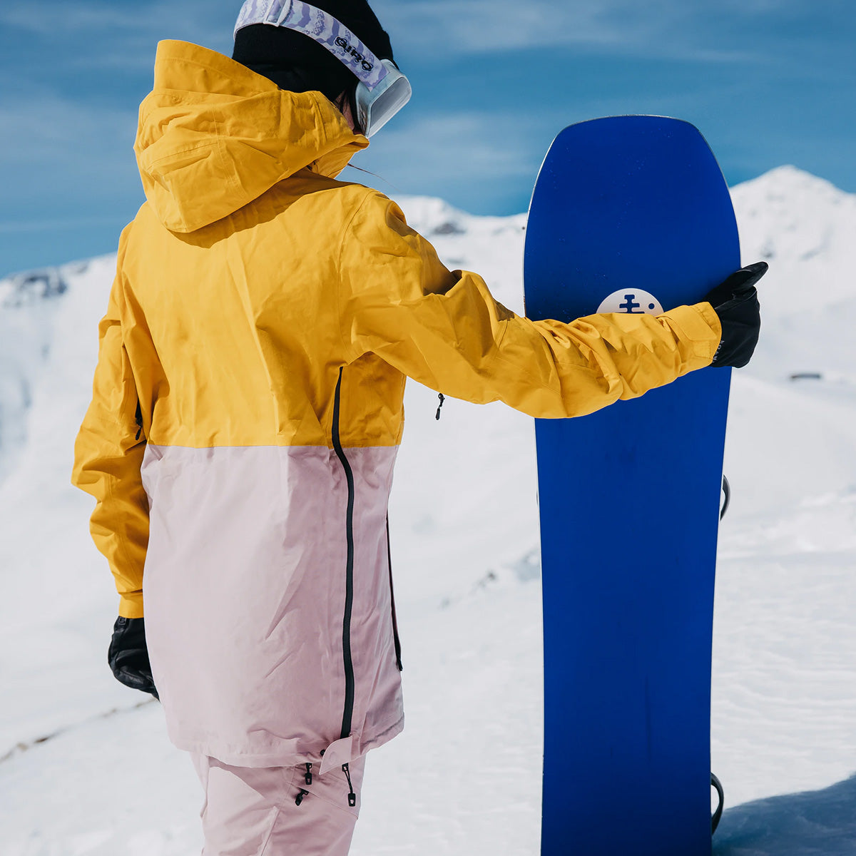 Burton [ak] Kimmy GORE-TEX 2L Pullover Snow Jacket Goldenrod/Shadow Pi