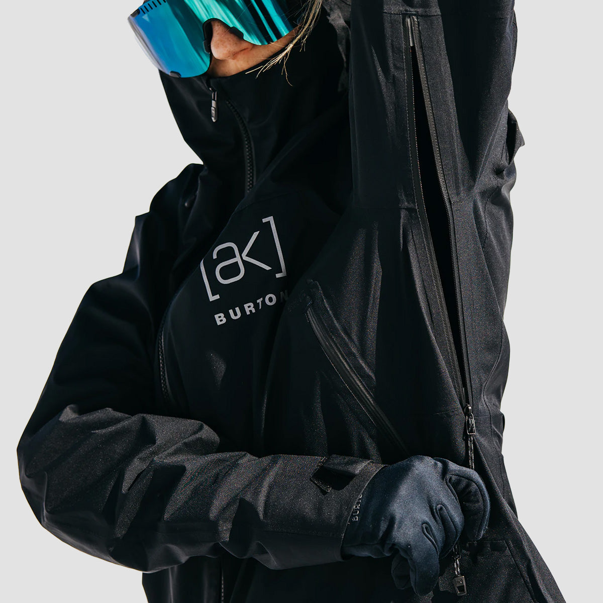 Burton [ak] Surgence GORE-TEX 2L Snow Jacket True Black - Womens