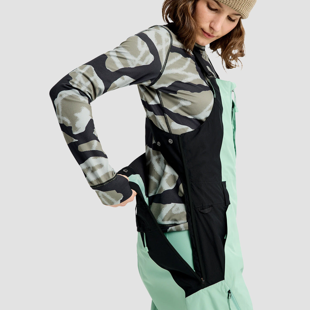 Burton Reserve 2L Snow Bib Pants Soft Sage/True Black - Womens