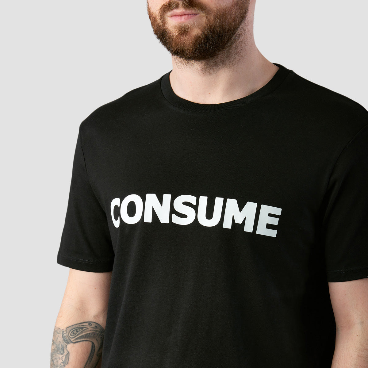 Consume Logo T-Shirt Black/White