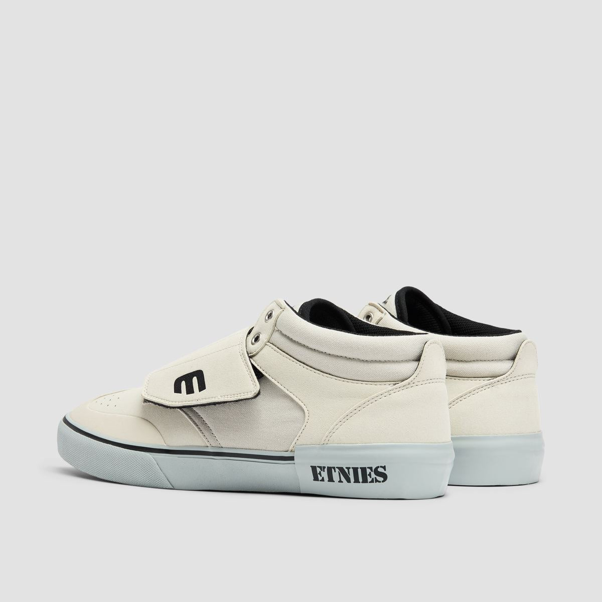 Etnies Andy Anderson Mid Top Shoes - White/Grey