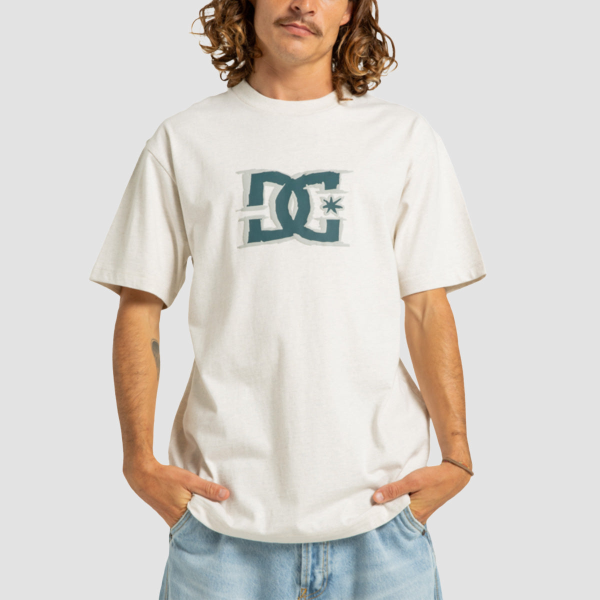 DC Big Deal Star T-Shirt Snow Heather