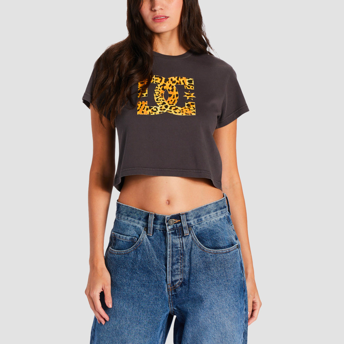 DC Star Fill Cropped T-Shirt Black Enzyme Wash - Womens