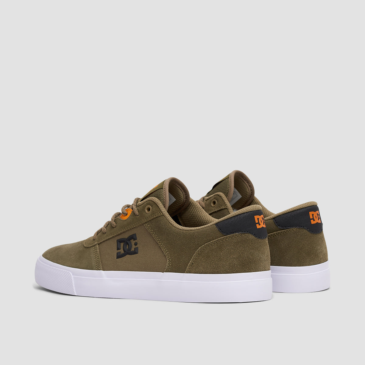 DC Teknic Shoes - Olive Camo