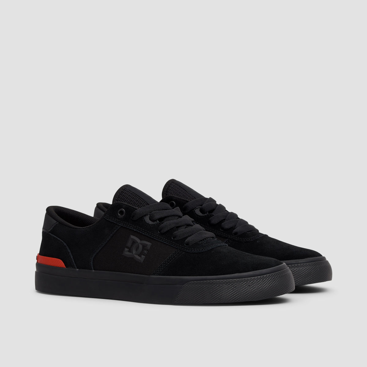 DC Teknic S Shoes - Black/Black/Red