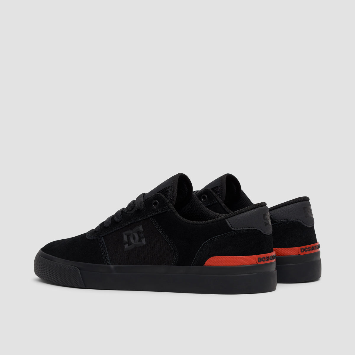 DC Teknic S Shoes - Black/Black/Red