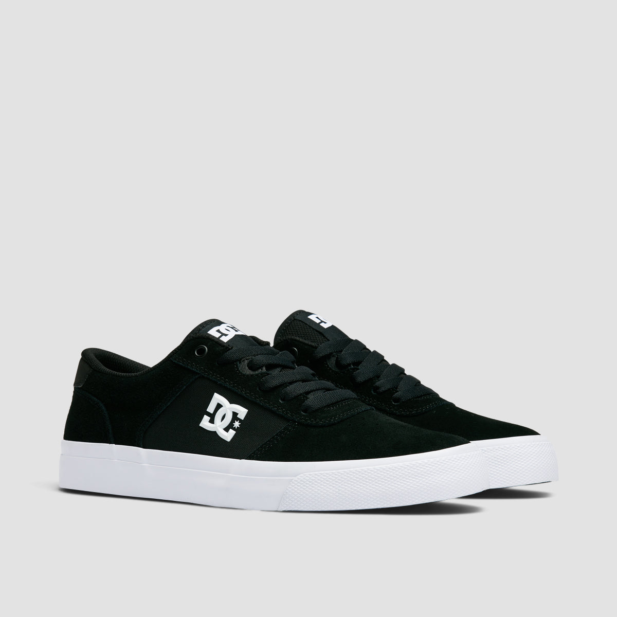 DC Teknic Shoes - Black/White