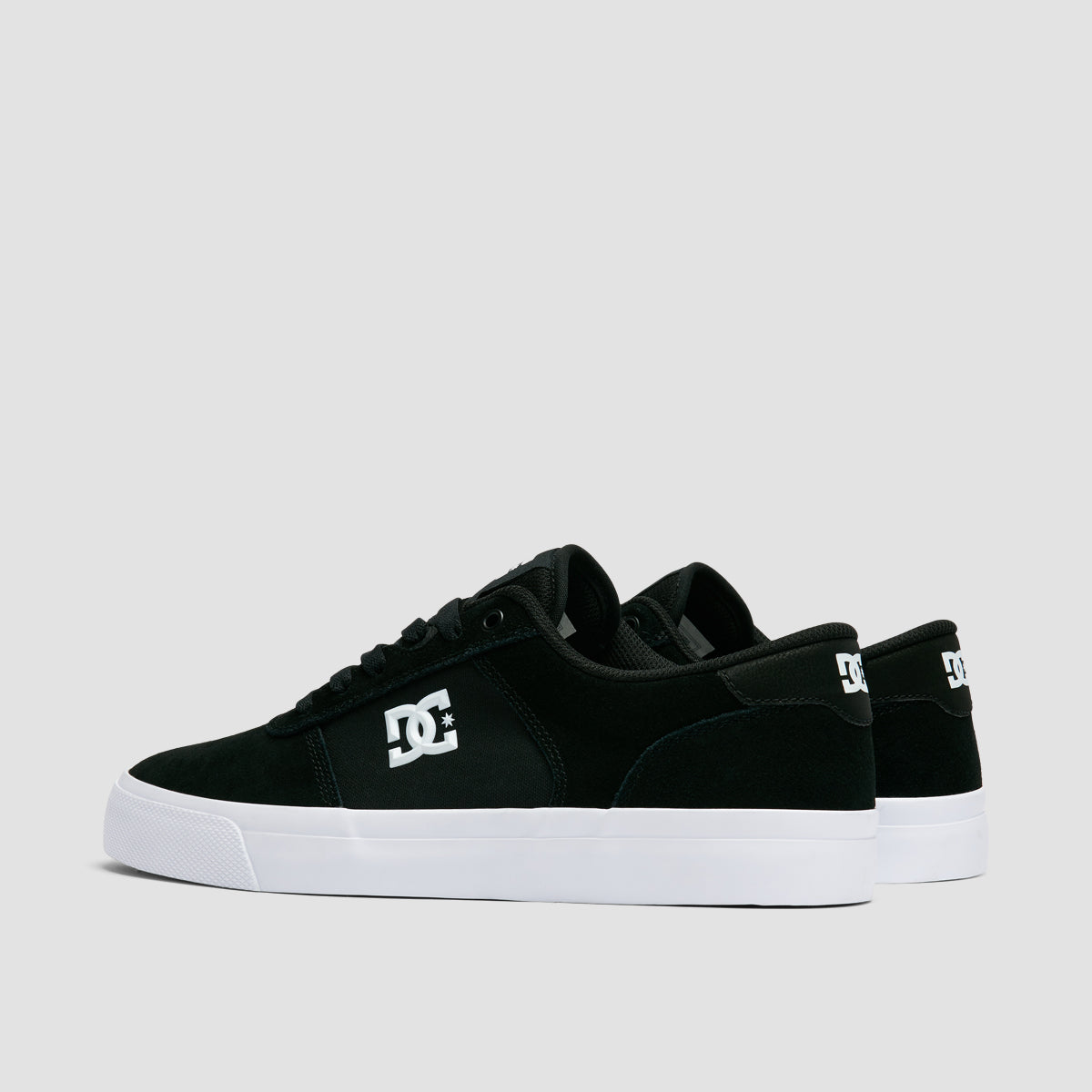 DC Teknic Shoes - Black/White