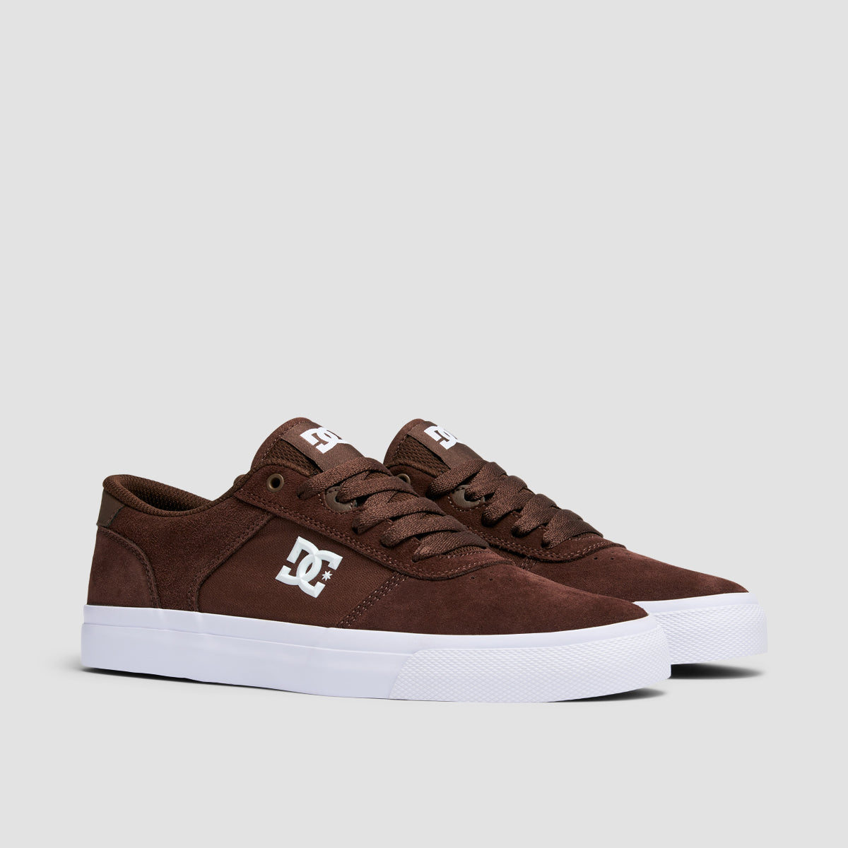 DC Teknic Shoes - Chocolate Brown