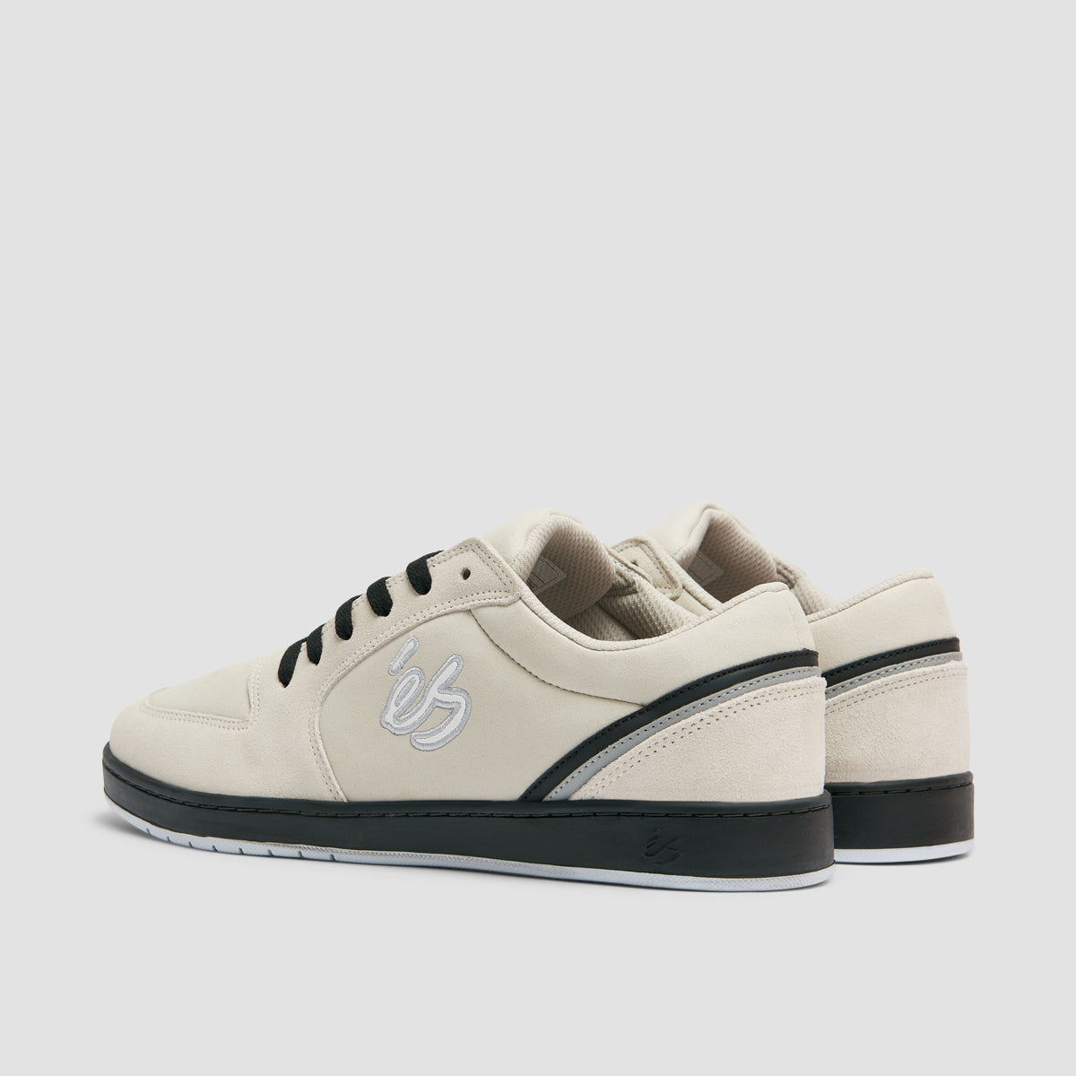 eS Eos Shoes - White/Black