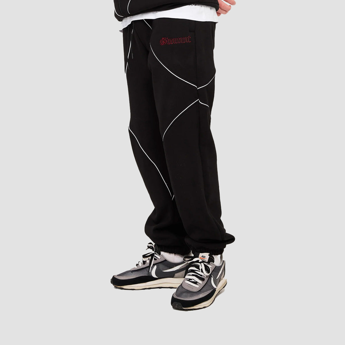 GVNMNT Exo Jog Pants Black/Red