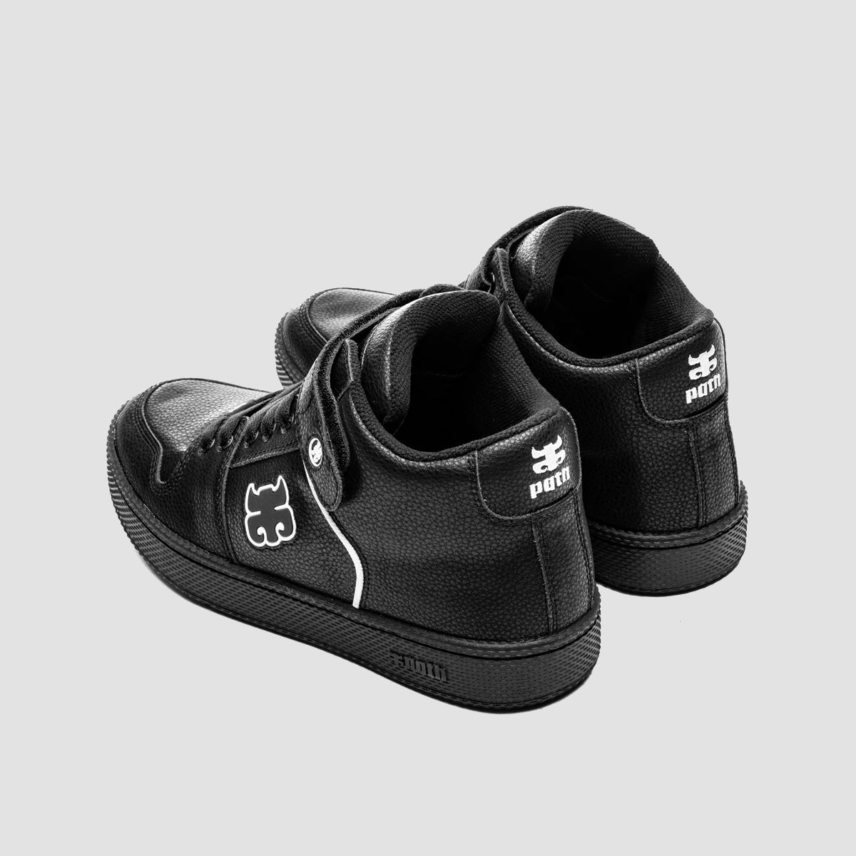 IPATH Grasshopper Mid Top Shoes - Black Pebble Leather