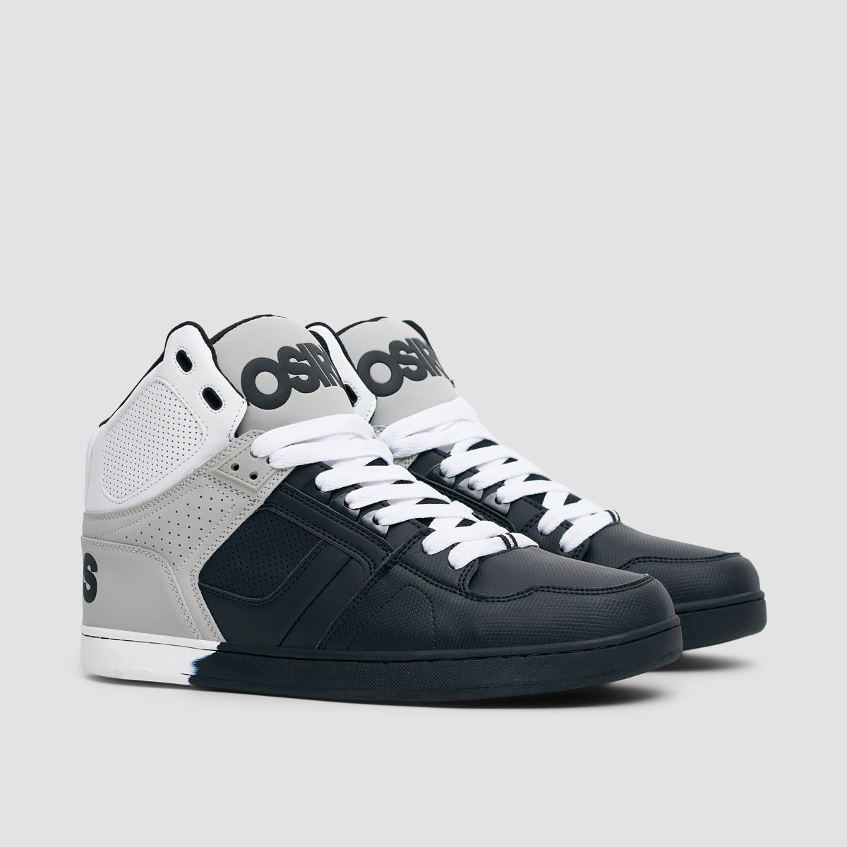 Black and white sales osiris shoes