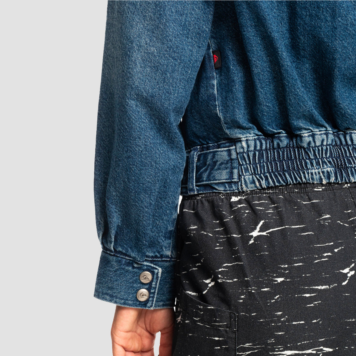 Quiksilver x Stranger Things The Nancy Vintage Denim Jacket Rinse Wo