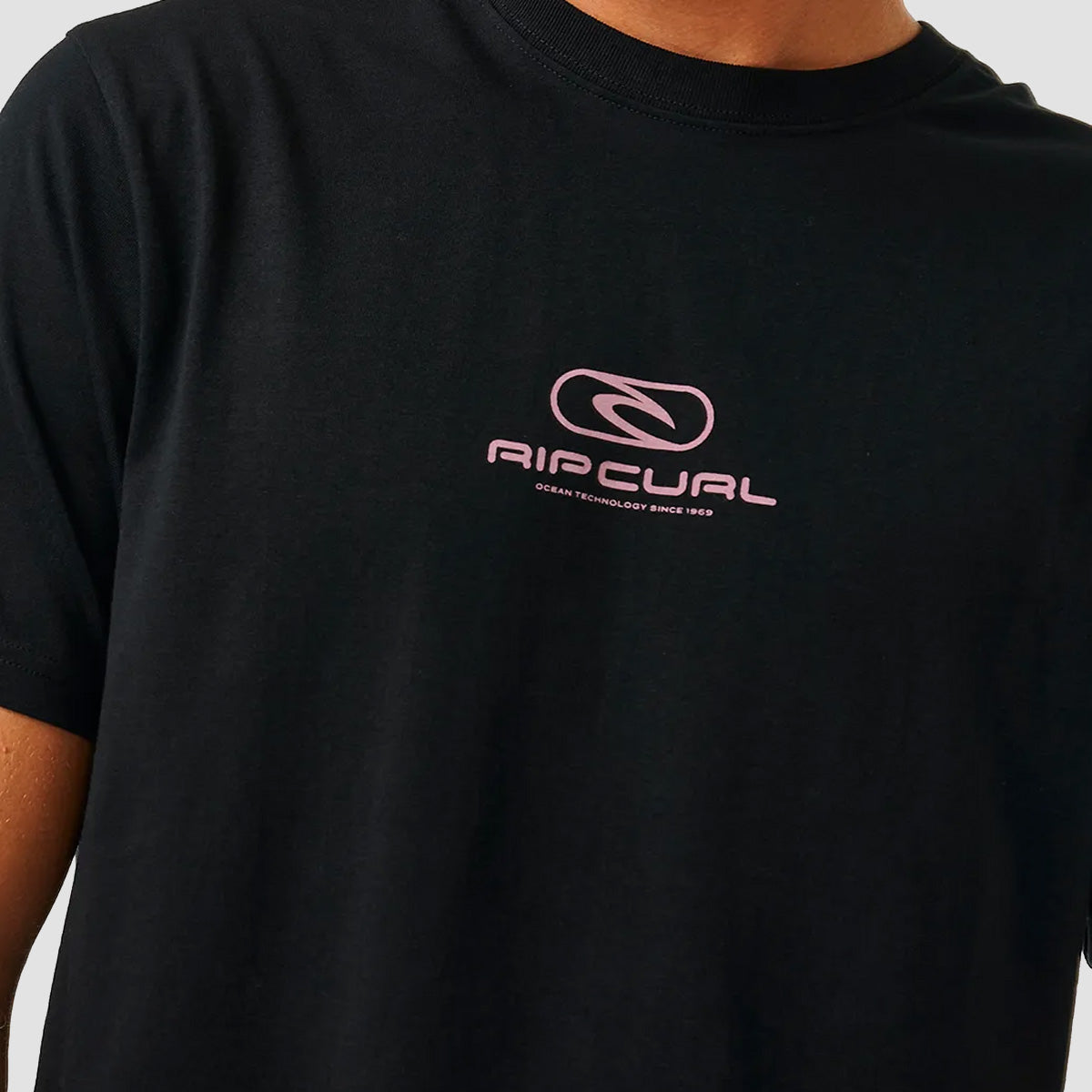 Rip Curl Pill Icon T-Shirt Black/Purple