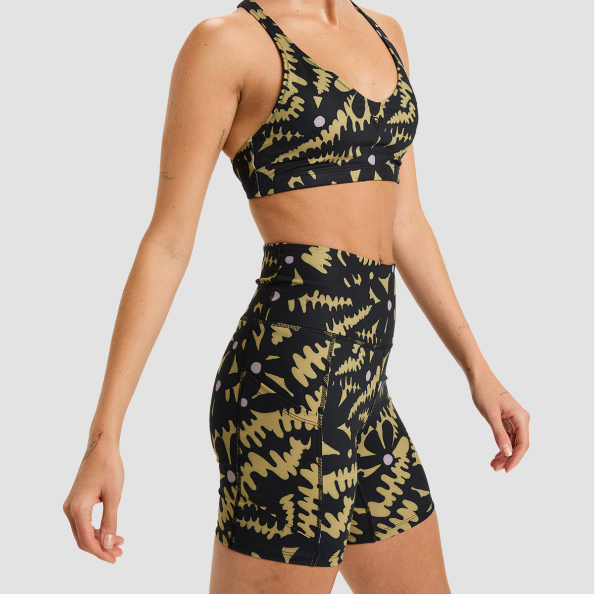 Roxy Heart Into It Biker PT Sport Biker Shorts Anthracite Big Flowers - Womens