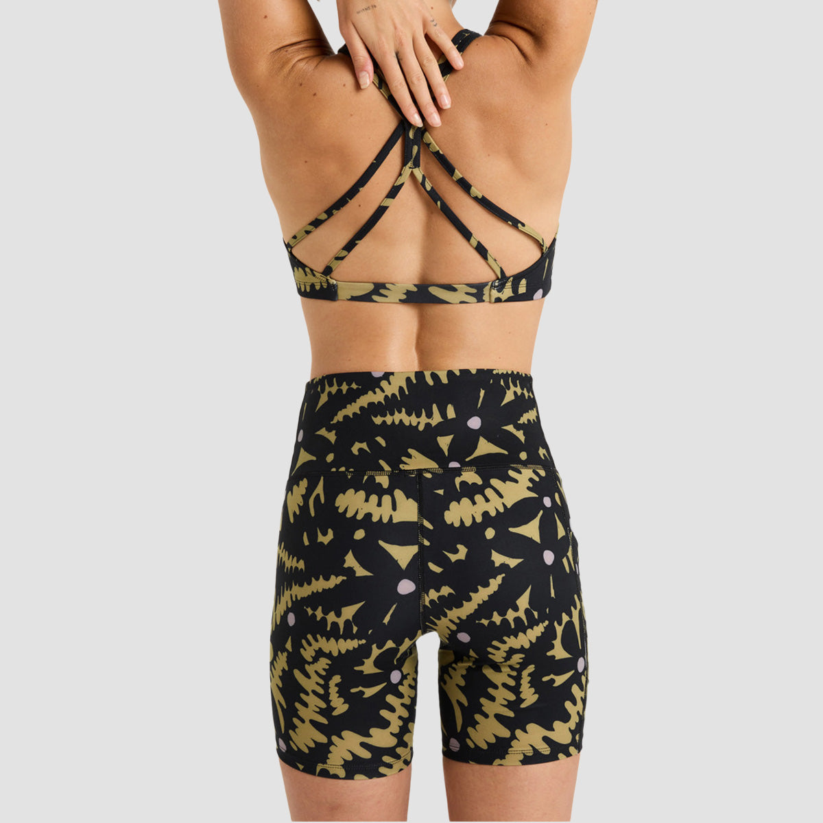 Roxy Heart Into It Biker PT Sport Biker Shorts Anthracite Big Flowers - Womens