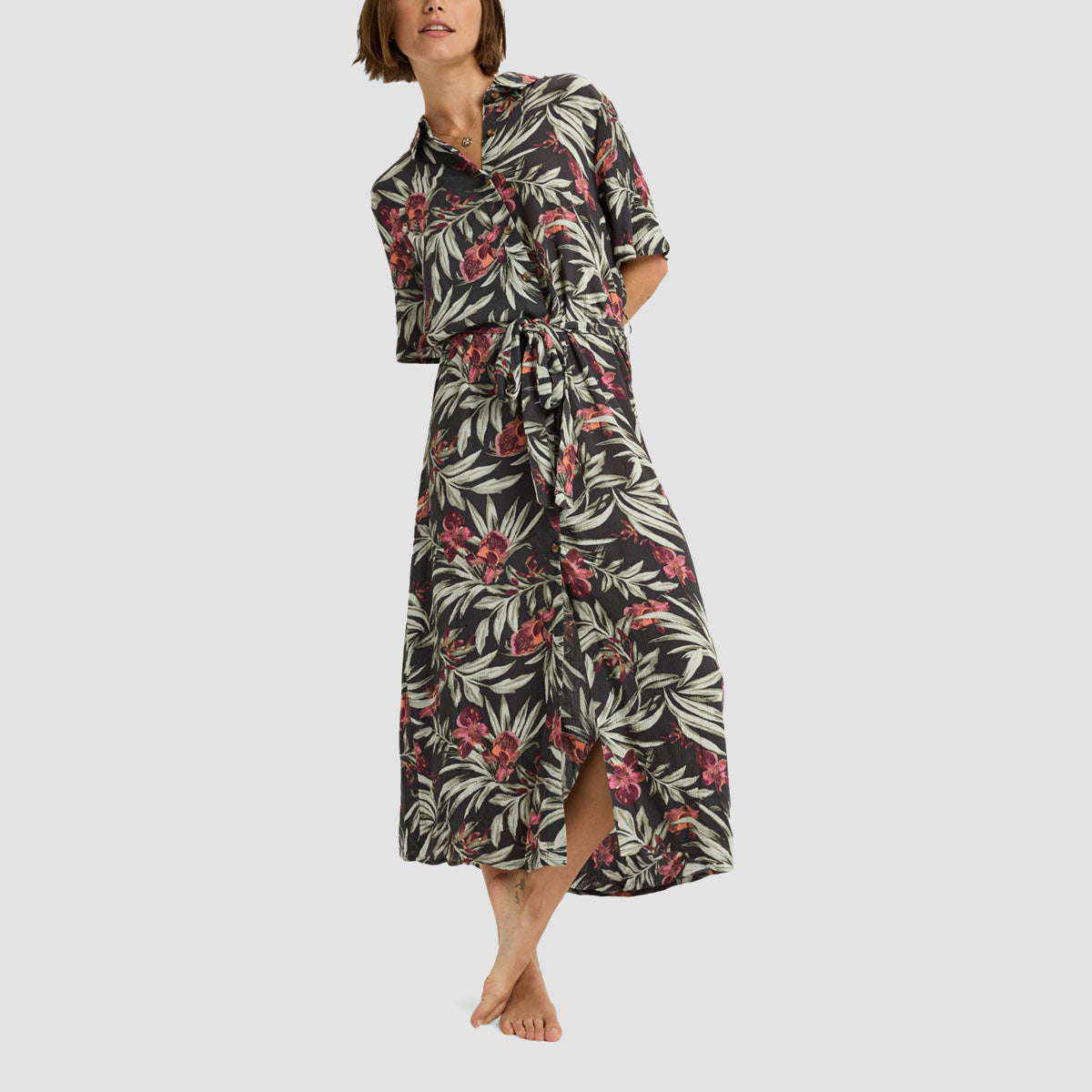 Roxy Island Escape Printed Collared Midi Dress Phantom Wind Swept Floral Crin - Womens