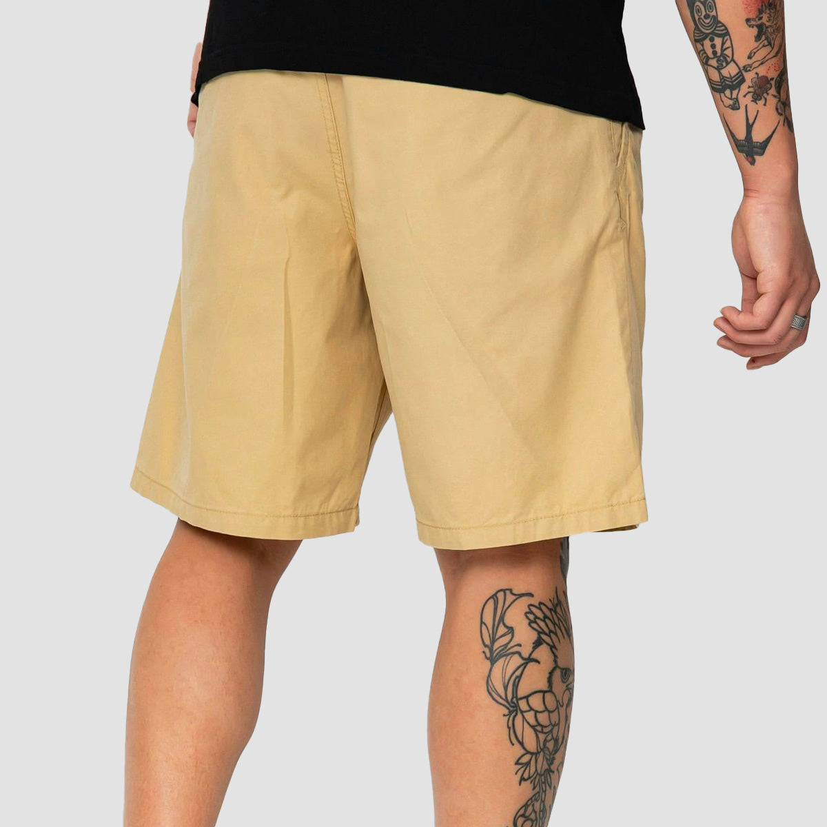Vans Authentic Chino Pleated Loose Shorts Taos Taupe