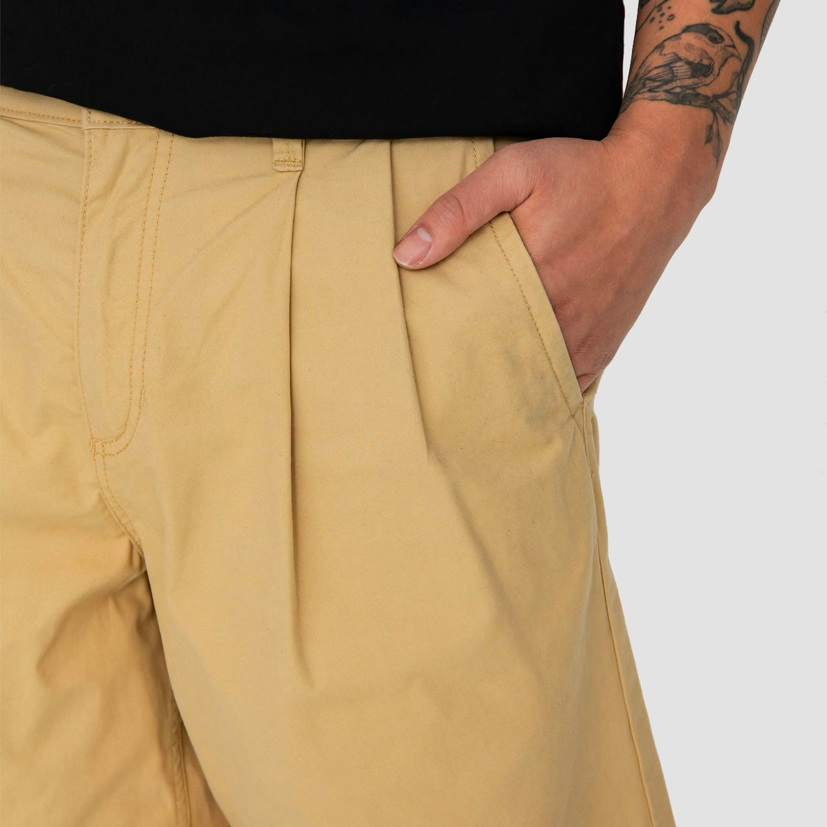 Vans Authentic Chino Pleated Loose Shorts Taos Taupe