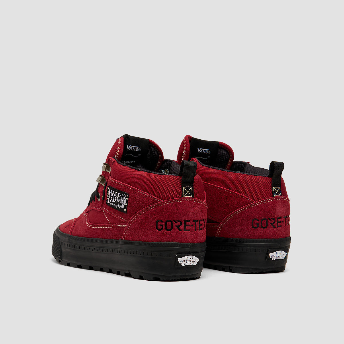 Vans Half Cab GORE-TEX Insulated MTE Mid Top Shoes - Bordeaux/Black
