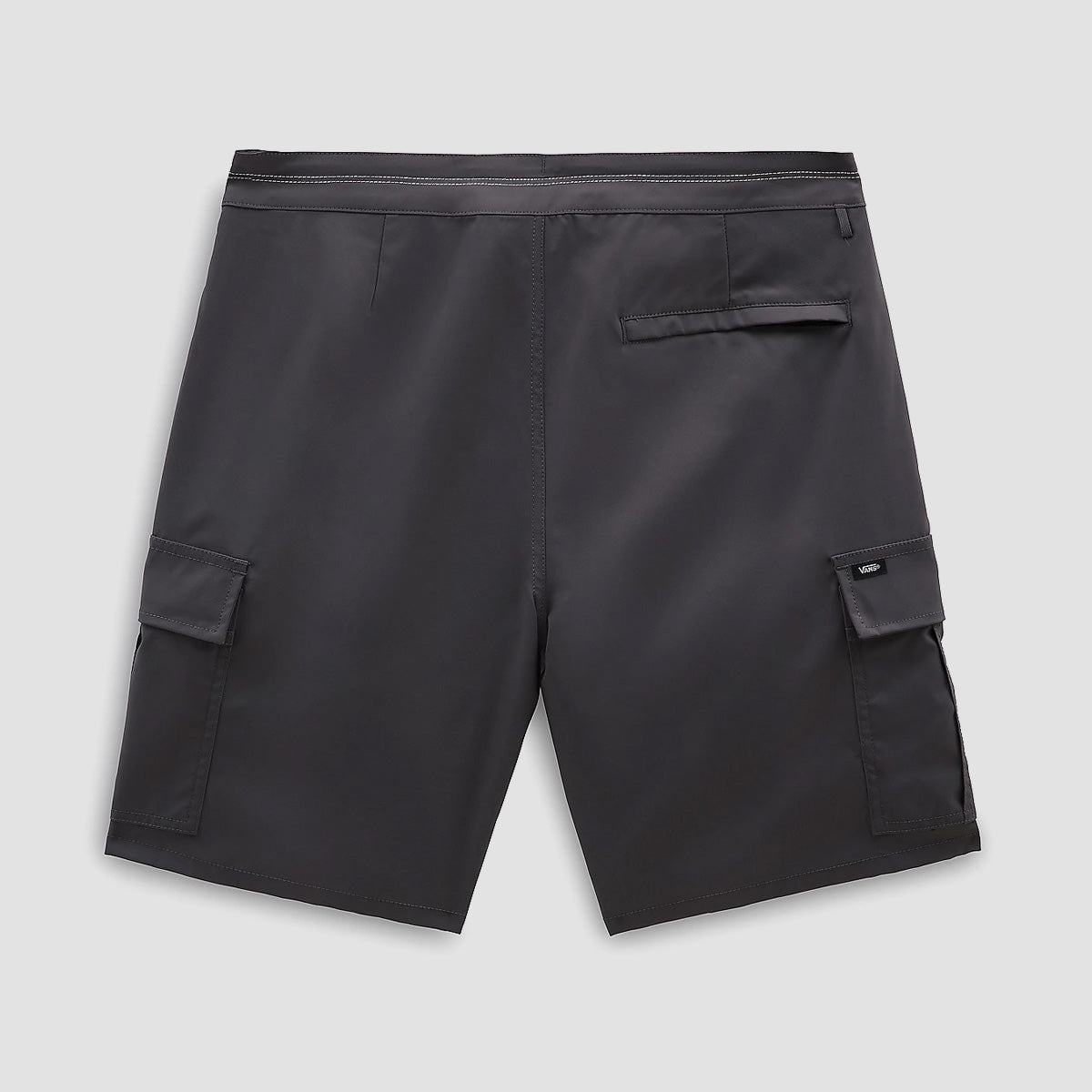 Vans MTE Voyage Essentials 19" Boardshorts Asphalt