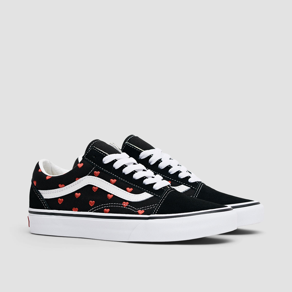 Vans black white 2025 and red