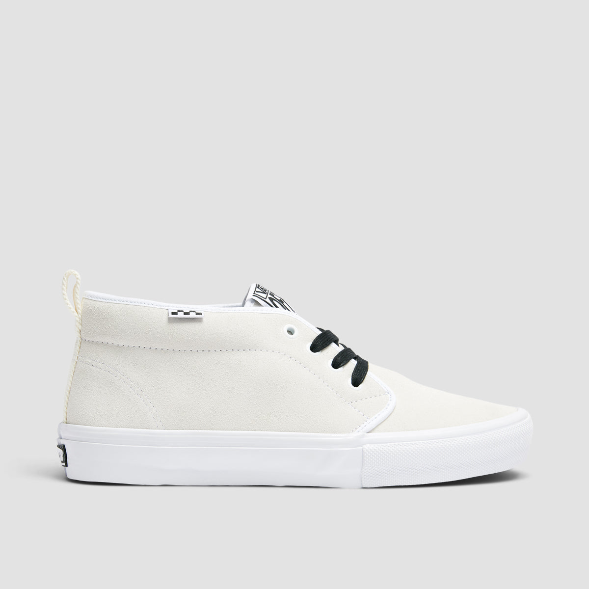 Vans Skate Chukka VCU Mid Top Shoes - Essential White
