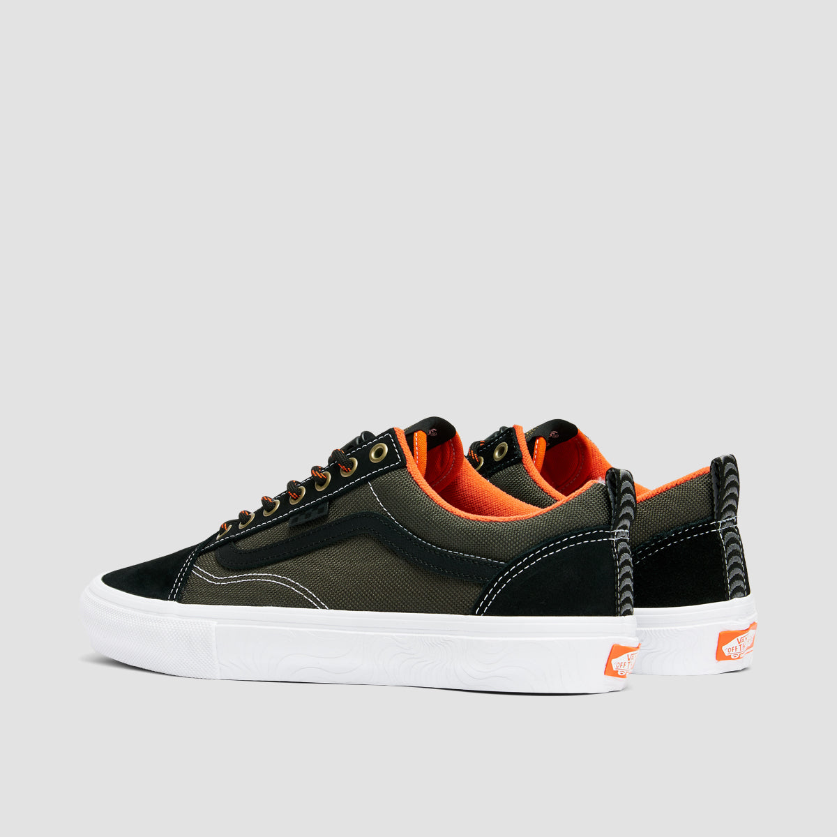 Vans old skool on sale black and orange