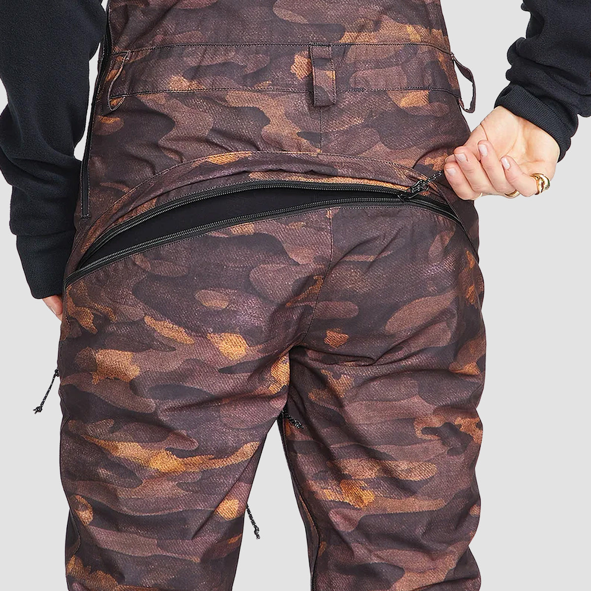 Volcom Elm Stretch Gore-Tex Snow Bib Overall Pants Dusk Camo - Womens