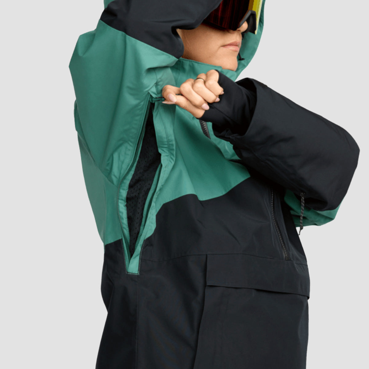 Volcom Fern Ins Gore-Tex Pullover Snow Jacket Spruce Green - Womens